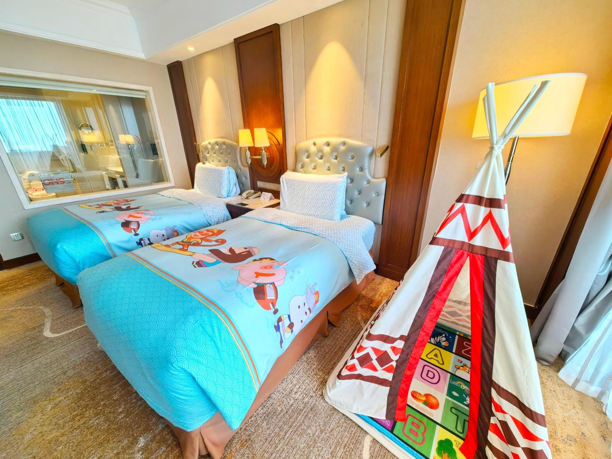 Doubletree By Hilton Ningbo - Chunxiao Hotel Buitenkant foto