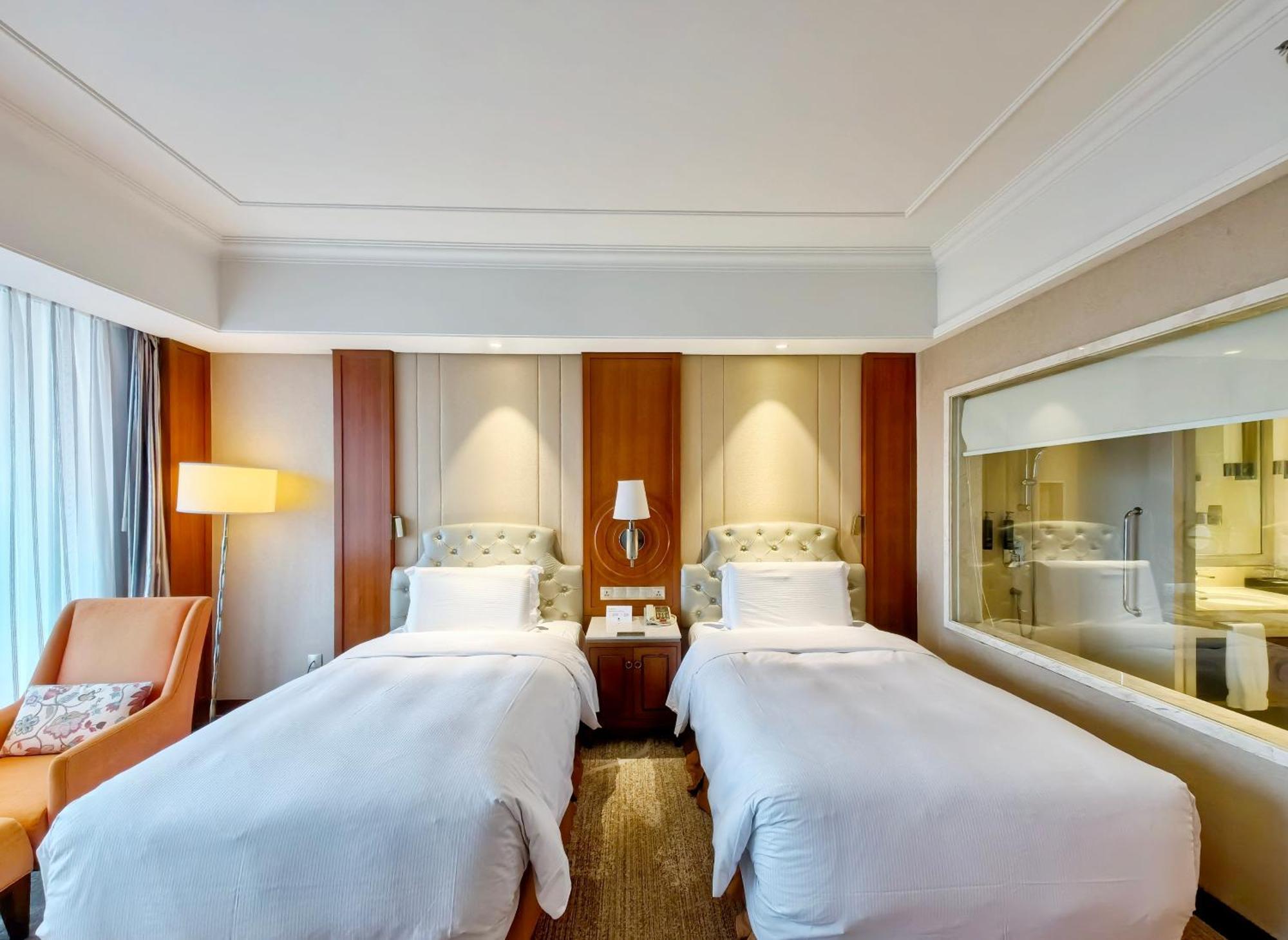 Doubletree By Hilton Ningbo - Chunxiao Hotel Buitenkant foto