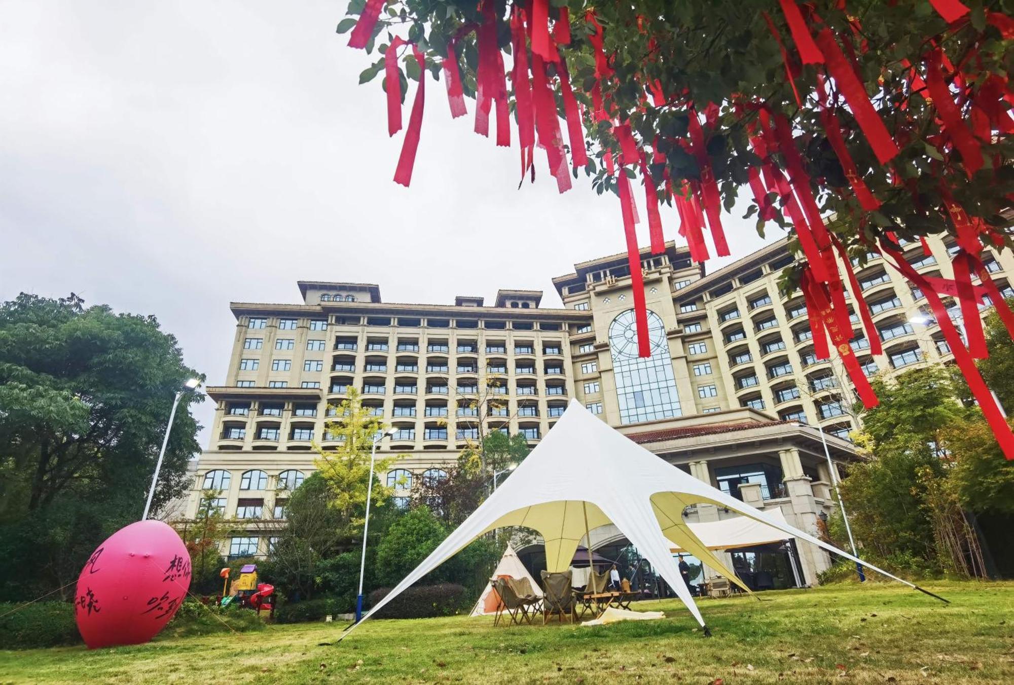 Doubletree By Hilton Ningbo - Chunxiao Hotel Buitenkant foto