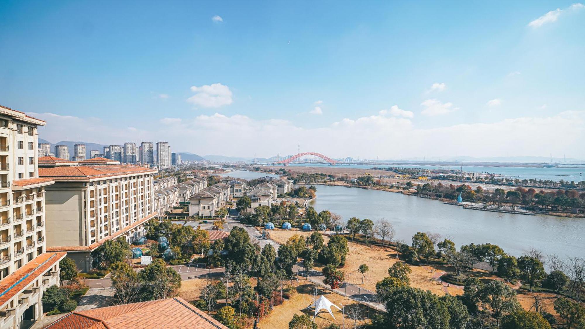 Doubletree By Hilton Ningbo - Chunxiao Hotel Buitenkant foto